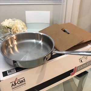 All-Clad d3 3qt sauté Pan with lid